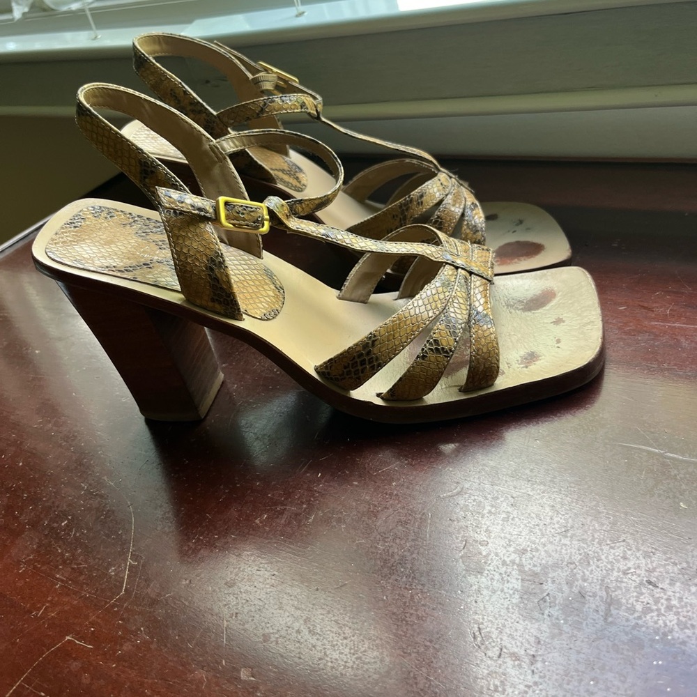 Women's Snakeskin Block Heel Sandals - 9.5M Kenneth Cole Reaction
